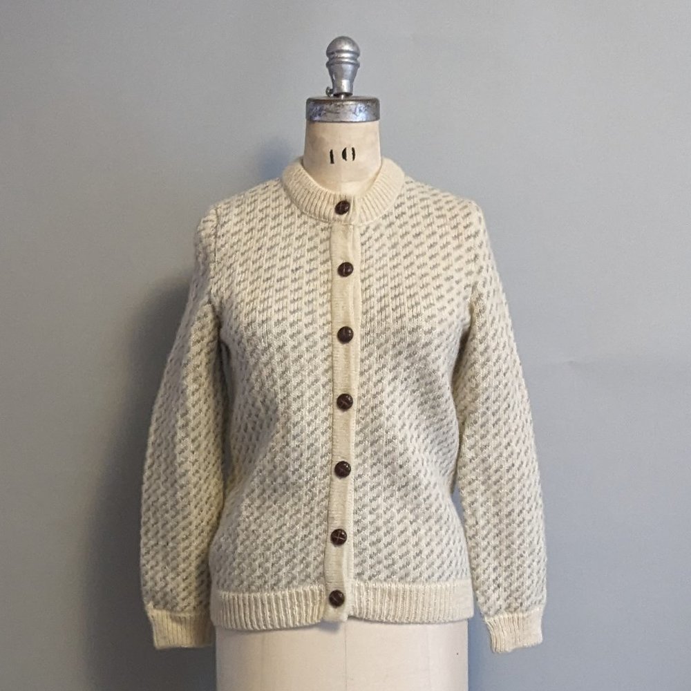 Women's LL Bean Norwegian Knit Button Cardigan Sweater Cream and Grey XS
